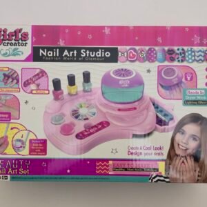 GIRLIE NAIL ART STUDIO